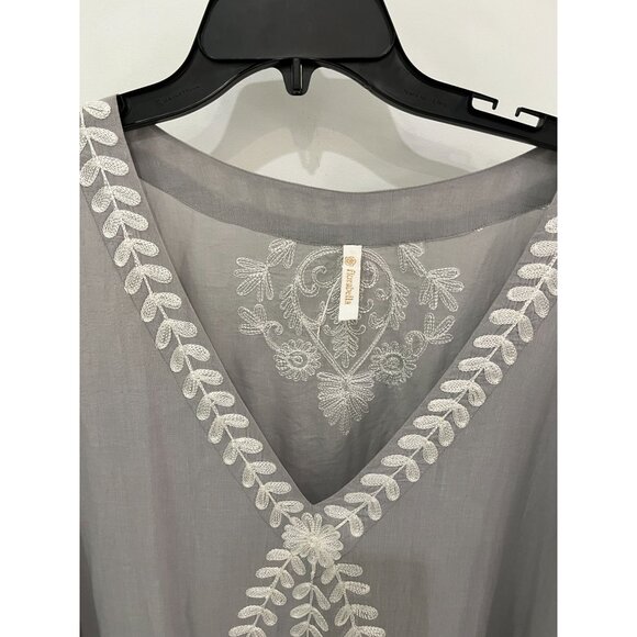 Florabella 100% Cotton Embroidered Long Caftan Dress LARGE NWOT Maxi - Picture 2 of 9